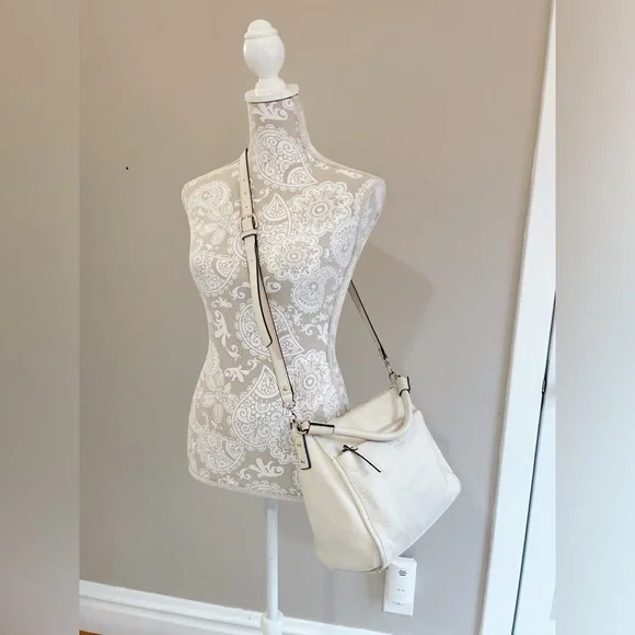 Kate Spade Cobble Hill Finley New York Pebbled Leather Crossbody – Off-White - Picture 2 of 11